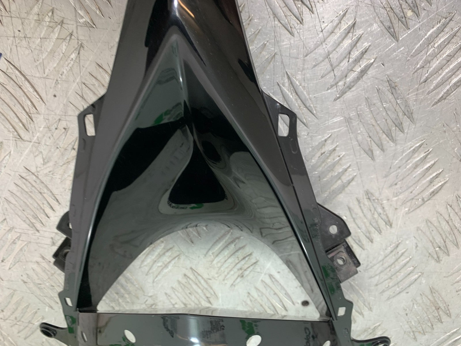 KAWASAKI ZX10R ZX10 R CENTER FAIRING PANEL 2008-2010 (CMB1301)