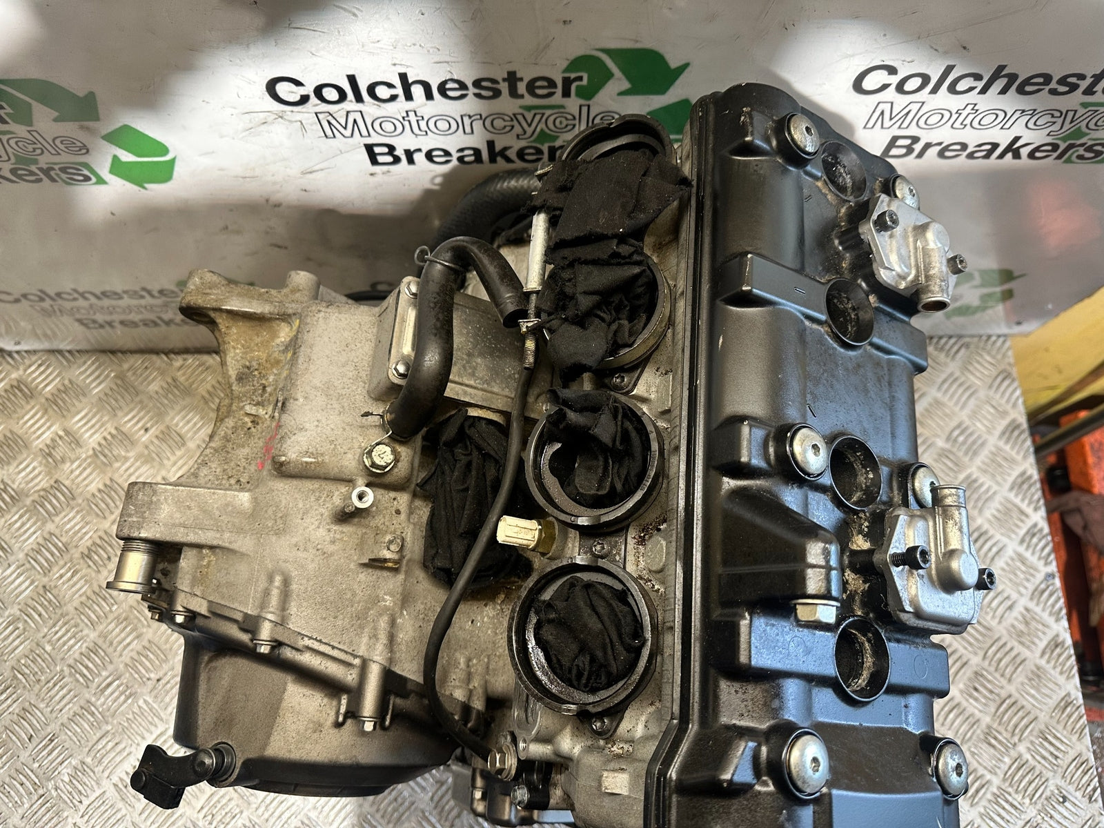 KAWASAKI NINJA ZX10R ZX 10R ENGINE YEAR 2011-2015 (CMB1154)