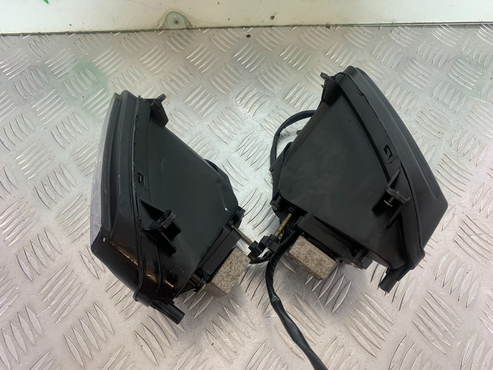 NECO GPX125 HEADLIGHTS YEAR 2016-2021(CMB1052)