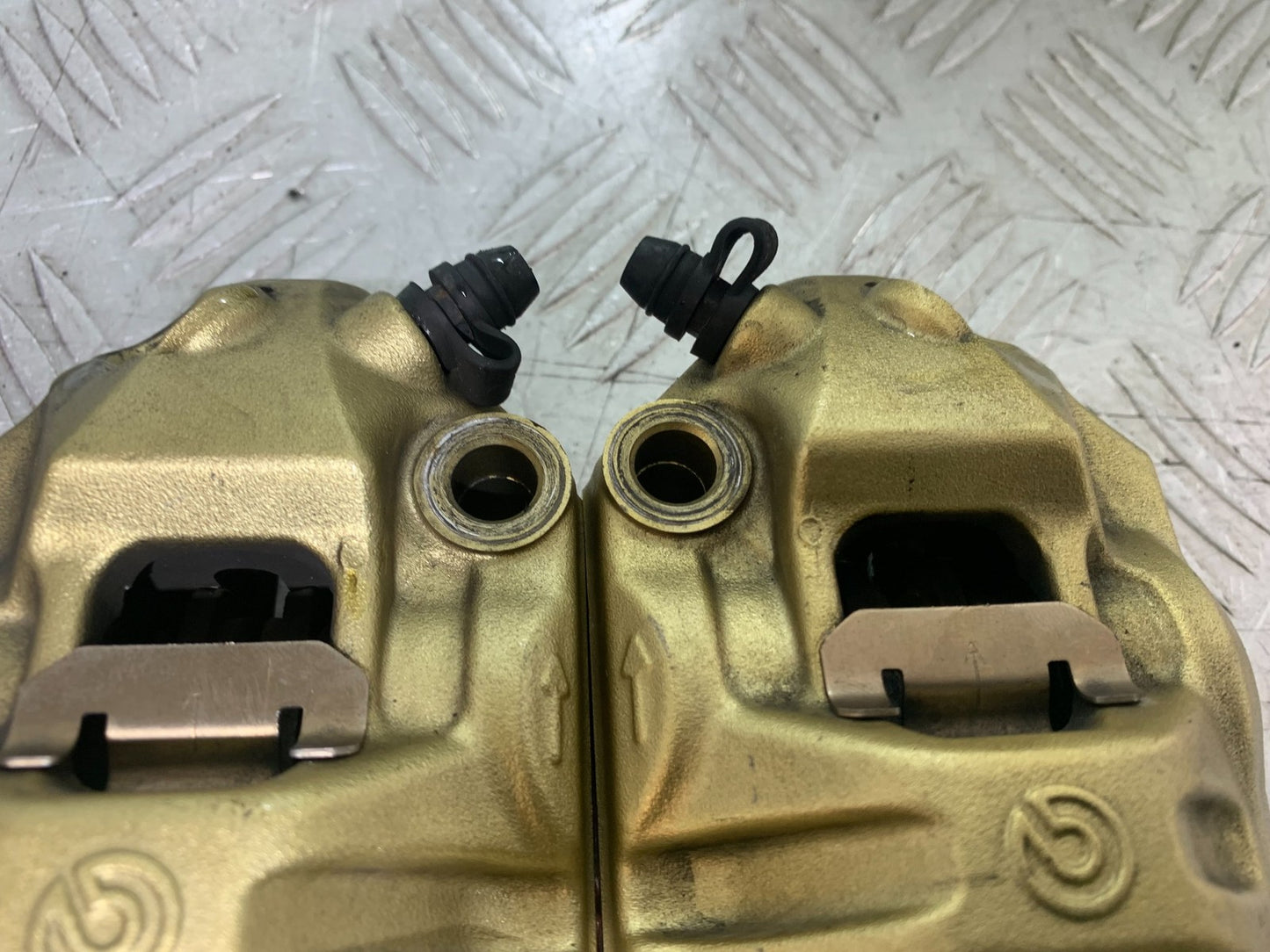 APRILIA RSV4 FACTORY BREMBO FRONT CALIPERS   YEAR 2009-2012 (CMB1224)