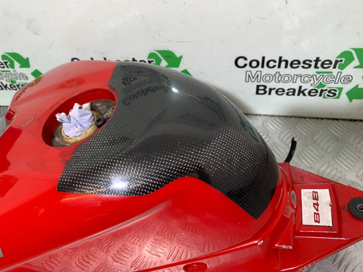 DUCATI 848 PETROL TANK  YEAR 2008-2010 (CMB1323)