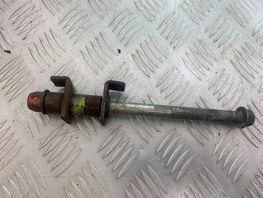 RIEJU 125 RS2 REAR WHEEL SPINDLE  YEAR 2007 (CMB1142)