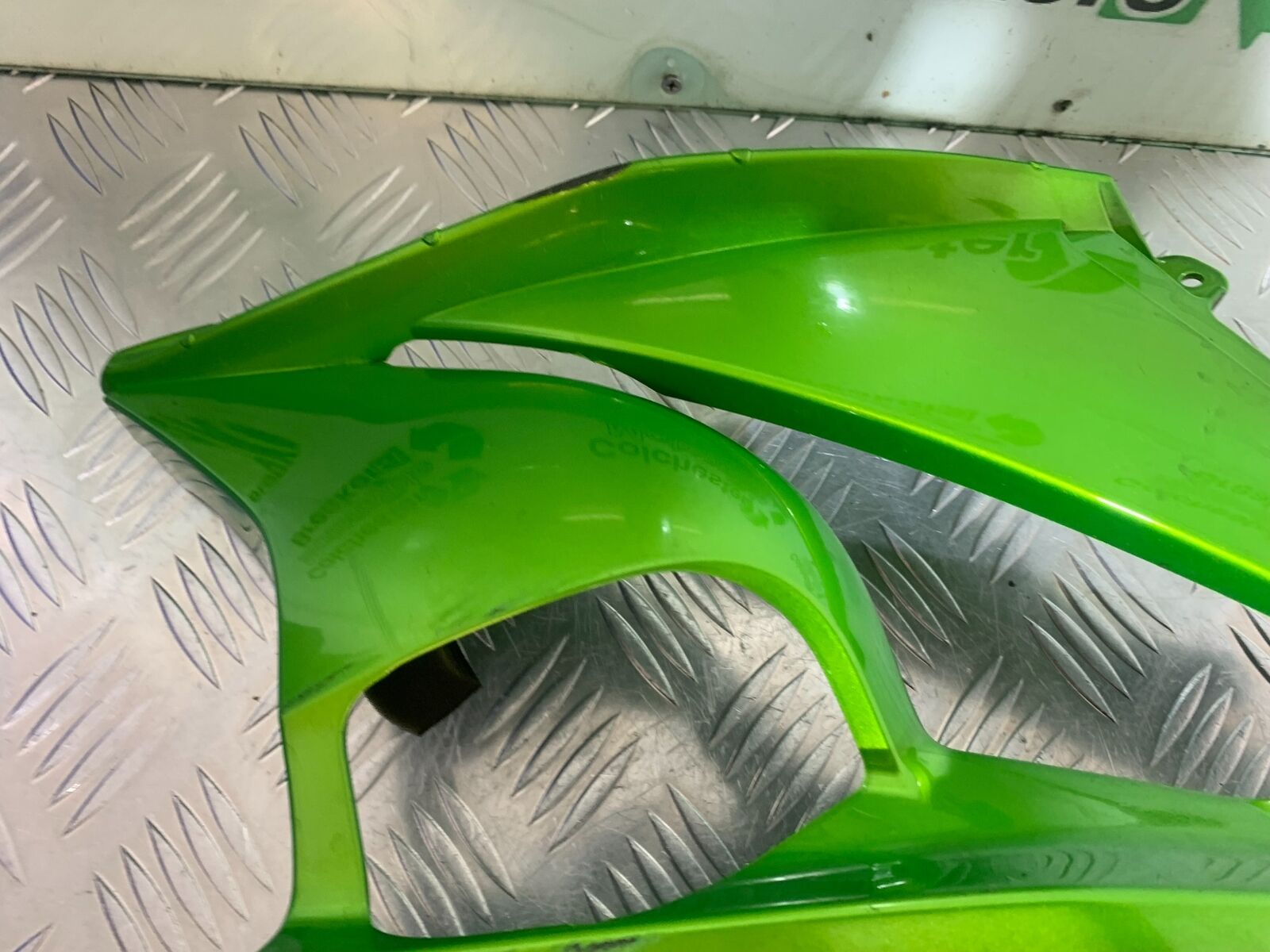 KAWASAKI Z1000 Z 1000 SX RIGHT BELLYPAN   YEAR 2011-13 (CMB1000)