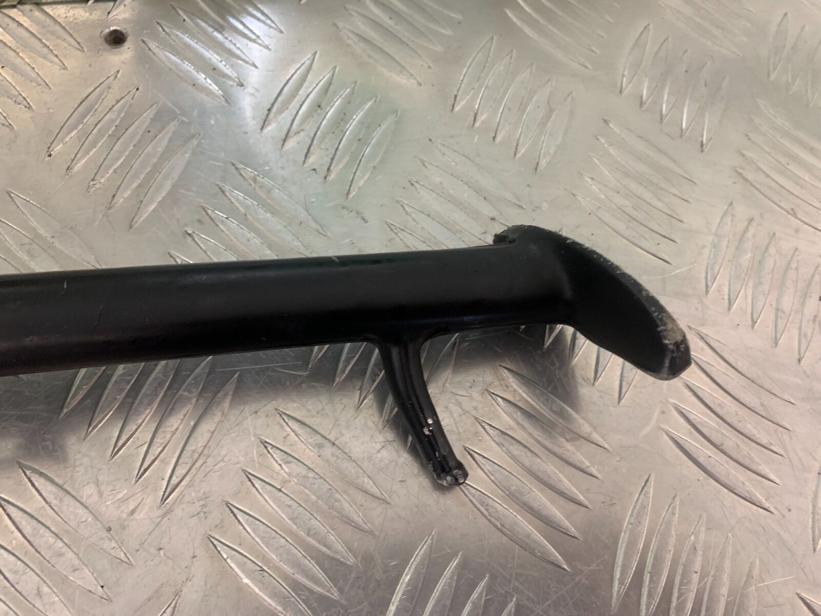 TRIUMPH 955I SPRINT RS SIDE STAND   YEAR 1999-04 (STOCK 989)