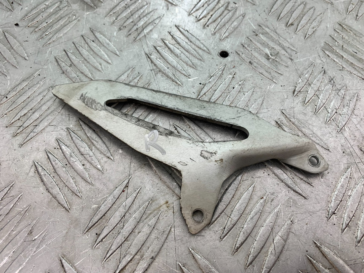 DUCATI 1299 PANIGALE RIGHT HELL PLATE YEAR 2016 (CMB 1187)