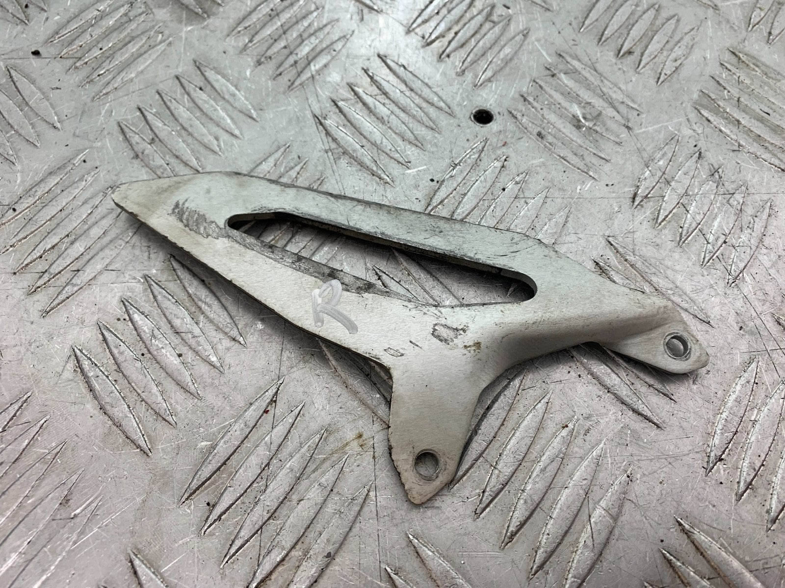 DUCATI 1299 PANIGALE RIGHT HELL PLATE YEAR 2016 (CMB 1187)