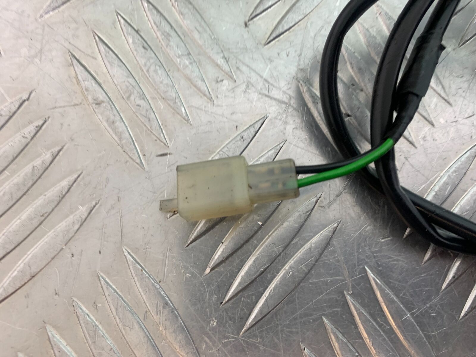 SUZUKI RF900 RF 900 IGNITION PICK UP  YEAR 1999-1999 (CMB 1020)