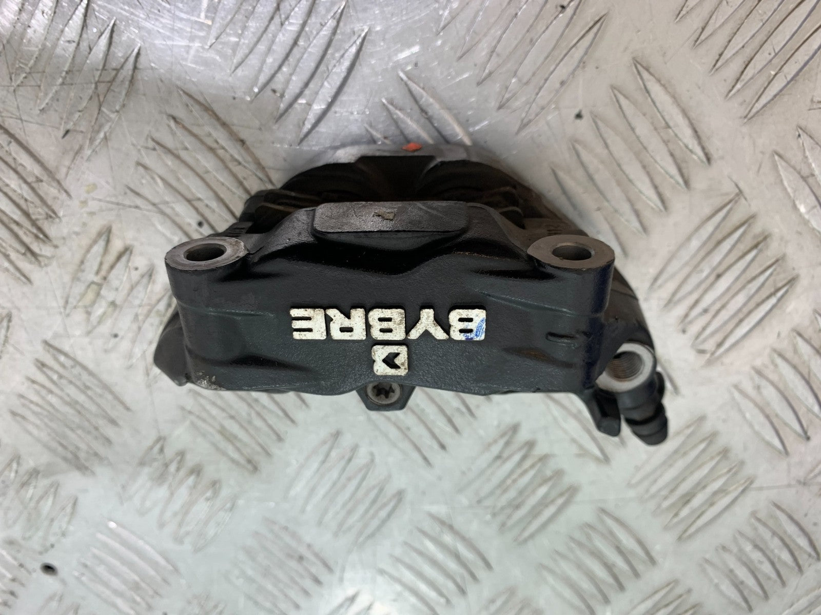 KTM 125 DUKE FRONT BRAKE CALIPER  YEAR 2018-2023 (CMB1185)