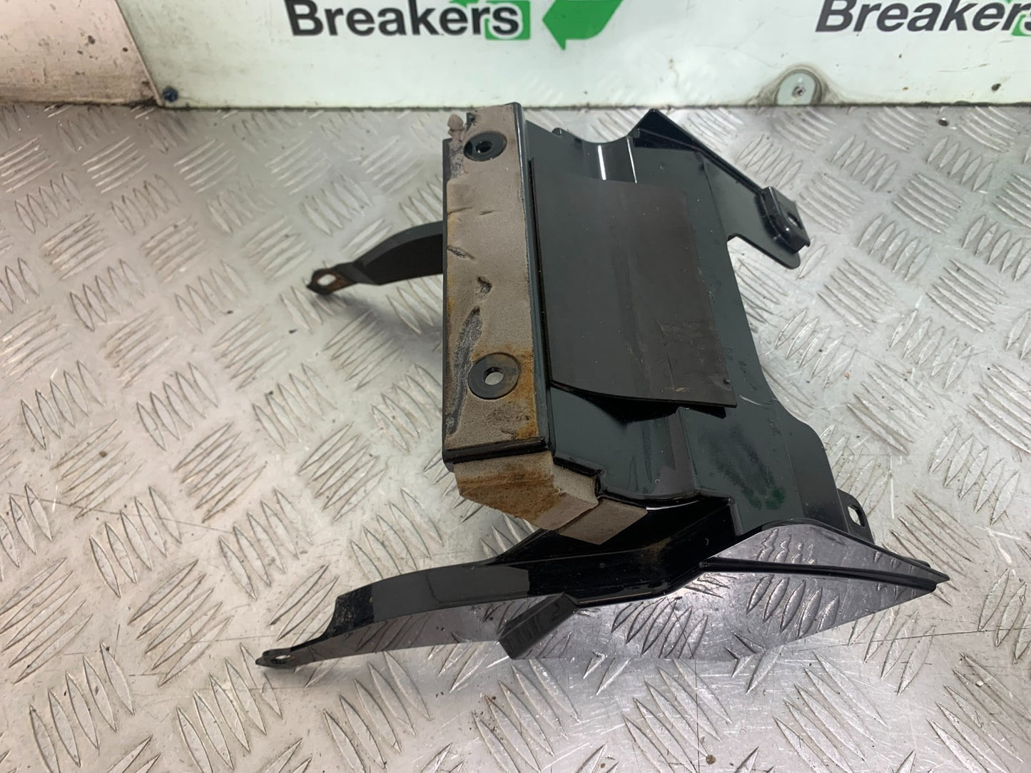 YAMAHA XVS 1300 MIDNIGHT STAR INNER MUDGUARD  YEAR 2007-16 (CMB1200)