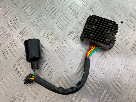 HONDA NTV 650 REVERE REGULATOR  YEAR 1988-1996 (CMB1025))