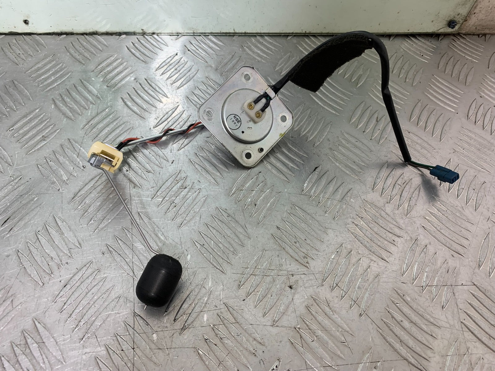 HONDA CBF600 CBF 600 PETROL TANK SENDER  YEAR 2004 -07 (CMB1247)