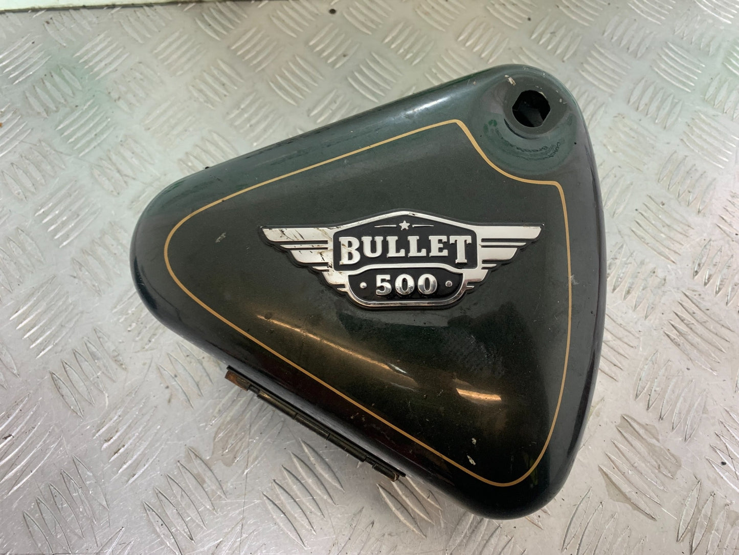 ROYAL ENFIELD BULLET 500 EFI RIGHT SEAT PANEL  YEAR 2008 - 2016 (CMB1153)
