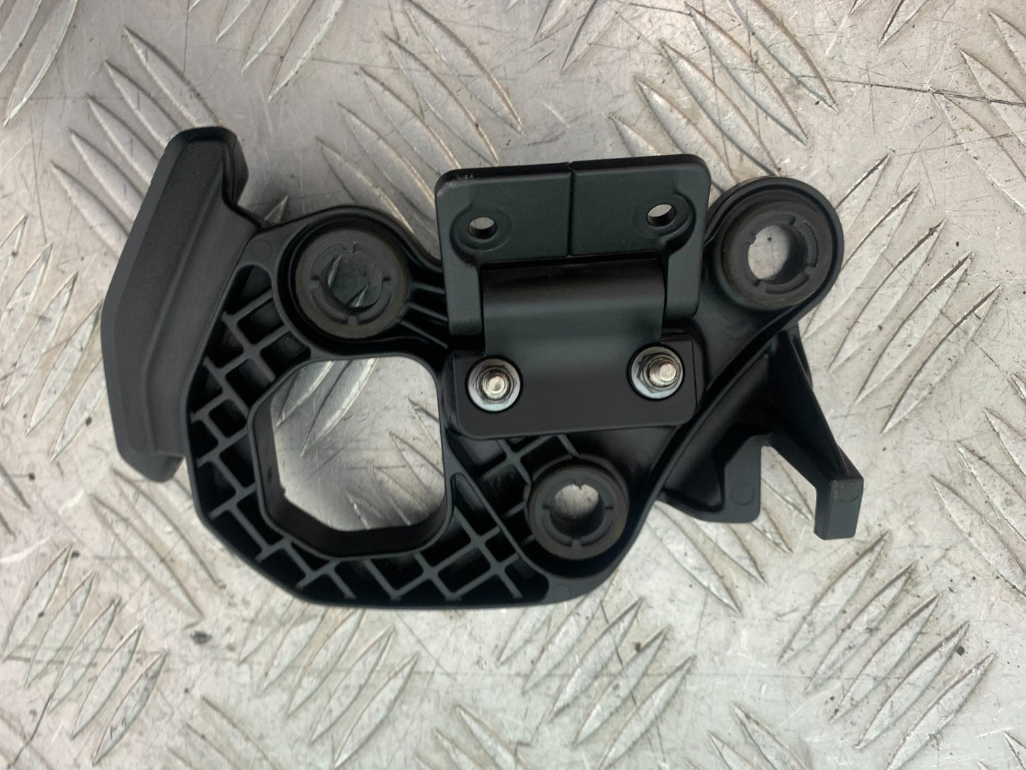 TRIUMPH TIGER 800 XRT CLOCKS BRACKET    2018-2020 (CMB1193)