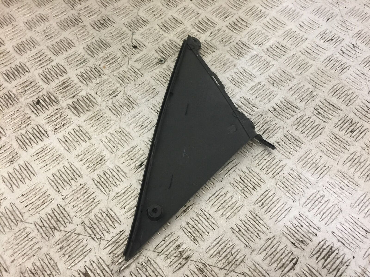 SUZUKI GSXR 750 L1-L5 LEFT INNER INFILL YEAR 2012-2016 (STOCK 698)
