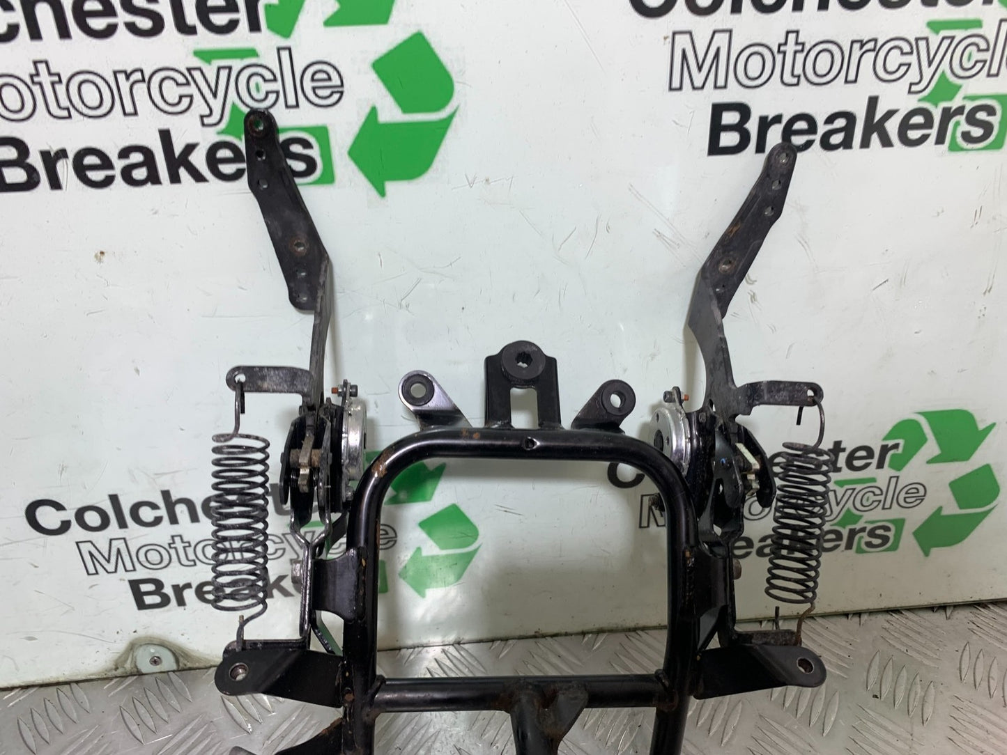 SUZUKI DL1000 V-STROM FAIRING BRACKET YEAR 2014-2019 (CMB1325)