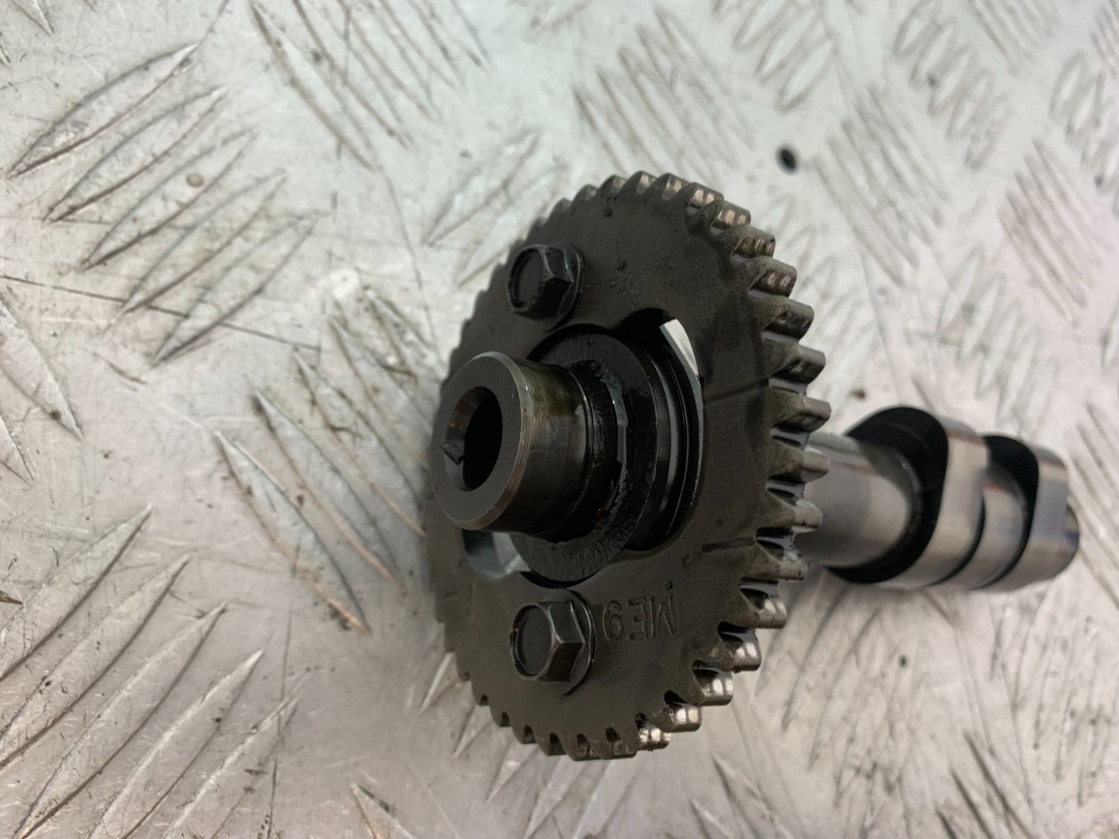 HONDA VT700 VT 700 SHADOW FRONT CAMSHAFT AND FOLLOWERS  YEAR 1984-85 (CMB1328)