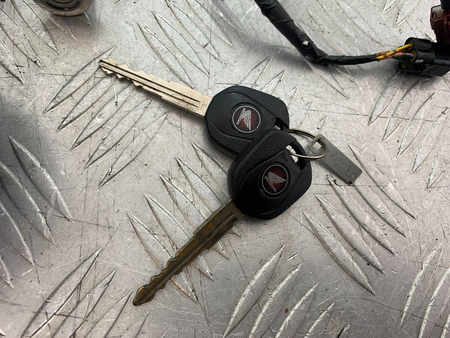 HONDA CBR1000 rr FIREBLADE ECU LOCKS KEYS  2008-2011 (CMB1253)