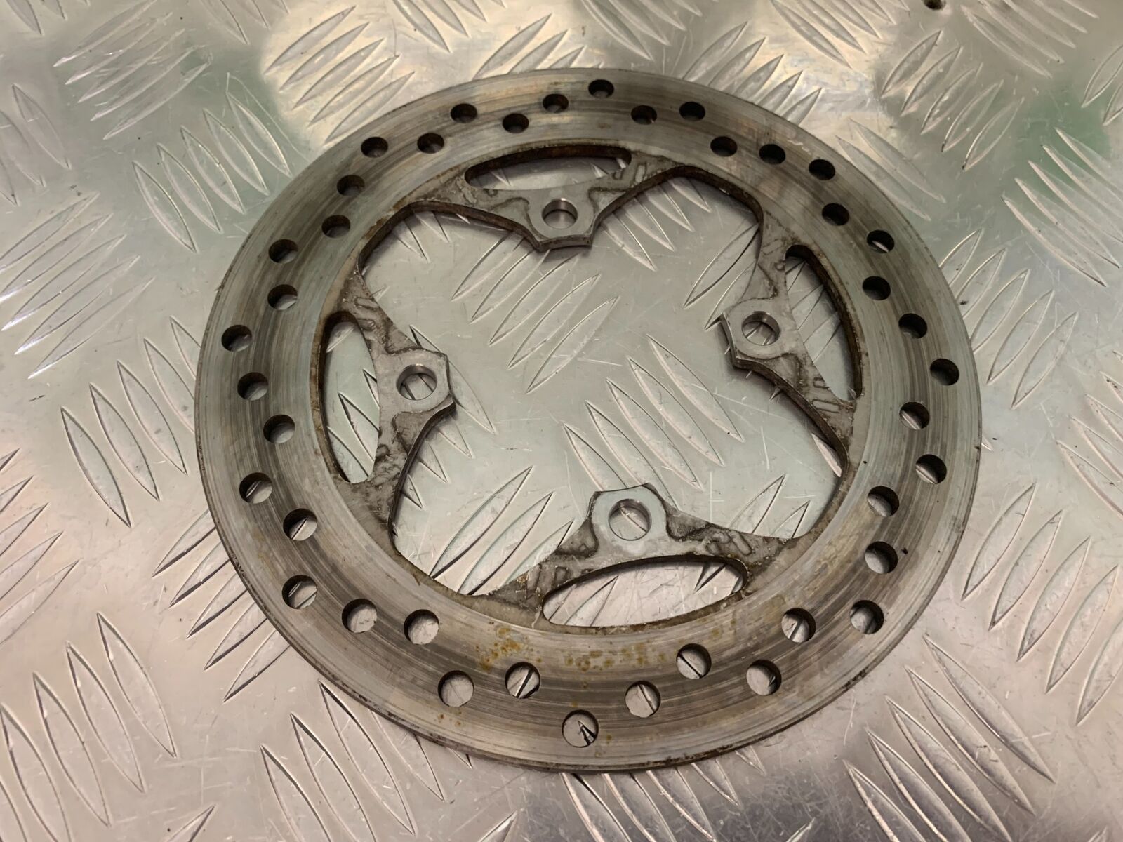 TRIUMPH 765 STREET TRIPLE RS REAR BRAKE DISC YEAR 2018-2021 (STOCK 968)
