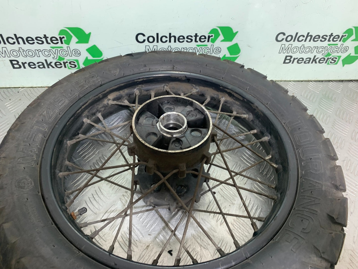 ROYAL ENFIELD HIMALAYAN 411 REAR WHEEL YEAR 2018-2023 (CMB1279)
