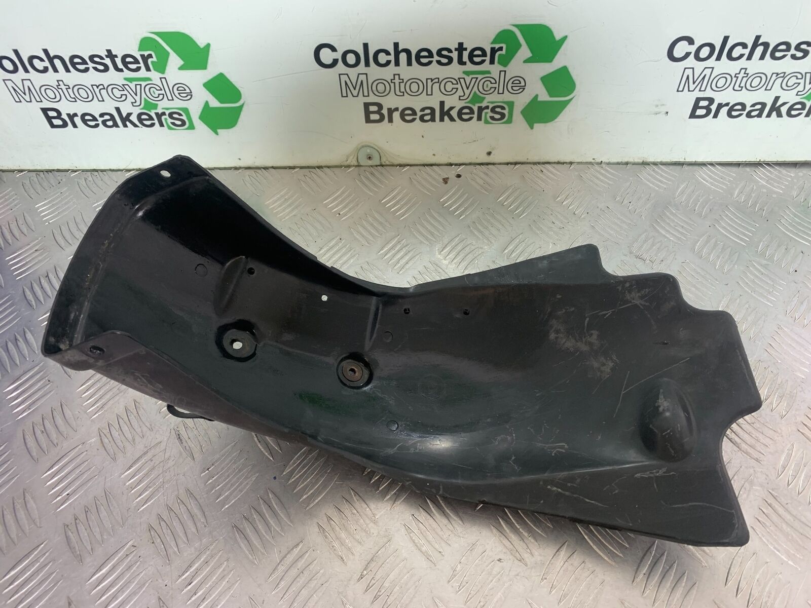 YAMAHA XS1100 MIDNIGHT SPECIAL INNER MUDGUARD  YEAR 1980-1982 (CMB1122)