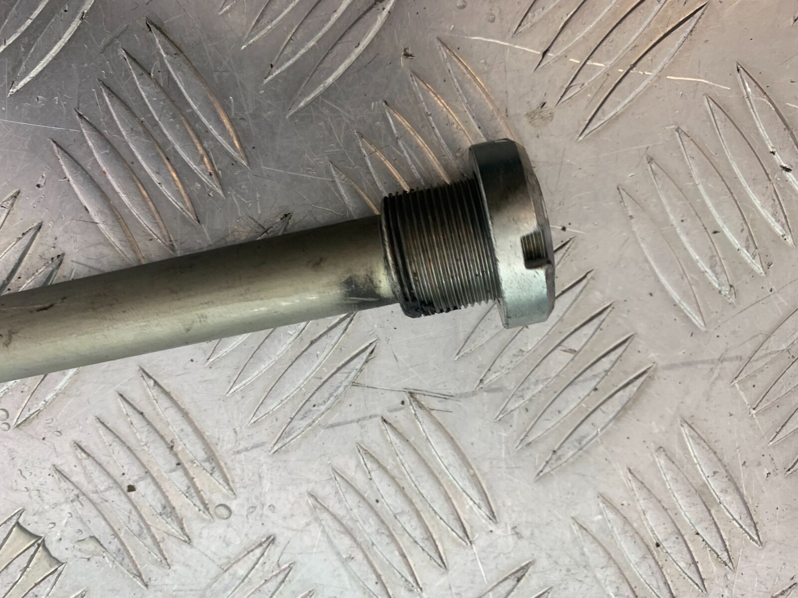 SUZUKI DL 650 V-STROM SWINGARM SPINDLE  YEAR 2020 (CMB1117)