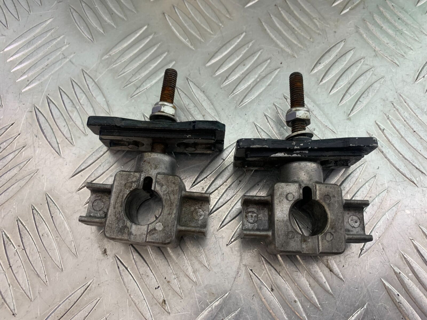 HONDA VFR400 VFR 400 NC21 REAR CHAIN ADJUSTERS  YEAR 1986-87 (CMB1043)