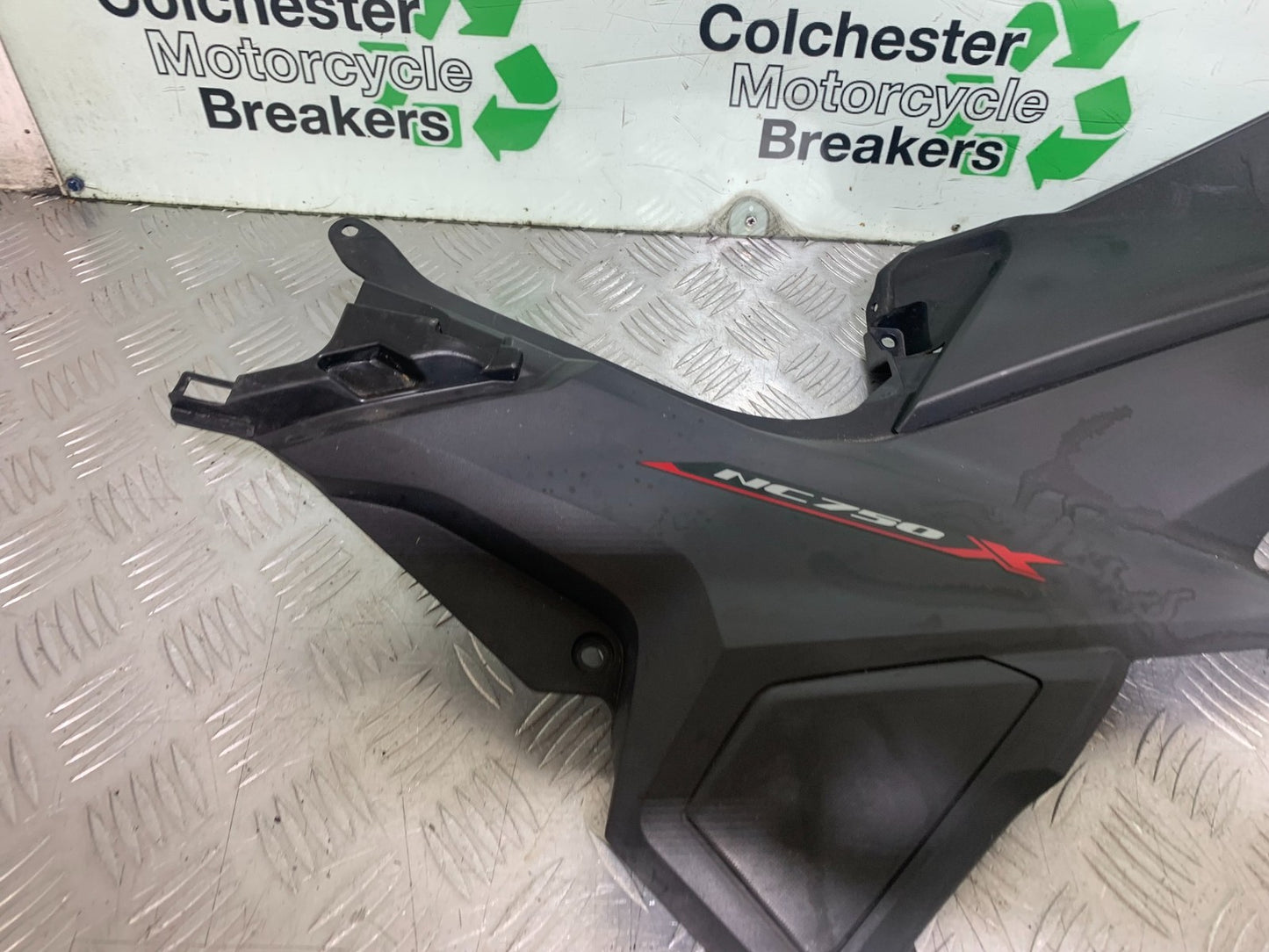 HONDA NC750 NC 750 X DCT RIGHT TANK PANEL FAIRING YEAR 2019 (CMB1223)