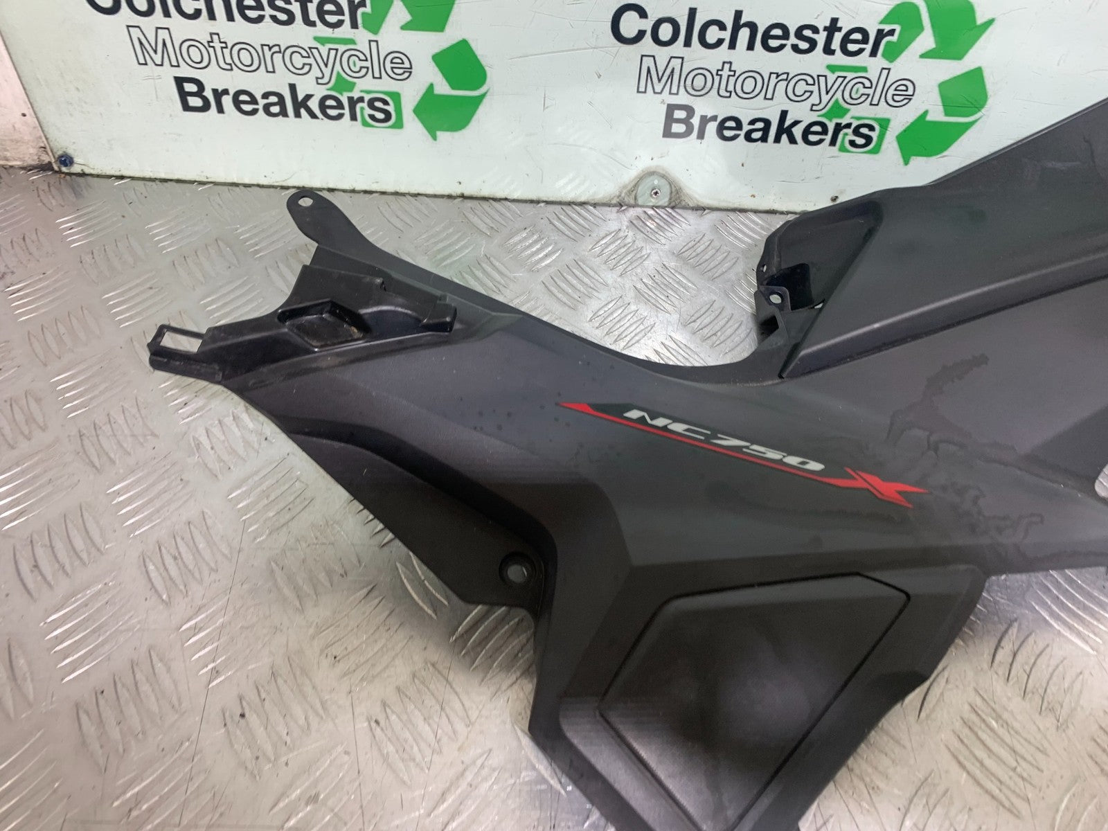 HONDA NC750 NC 750 X DCT RIGHT TANK PANEL FAIRING YEAR 2019 (CMB1223)