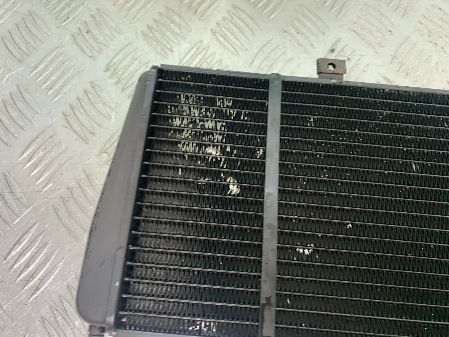 TRIUMPH 1050 SPRINT ST RADIATOR  2003-2011 (CMB1285)