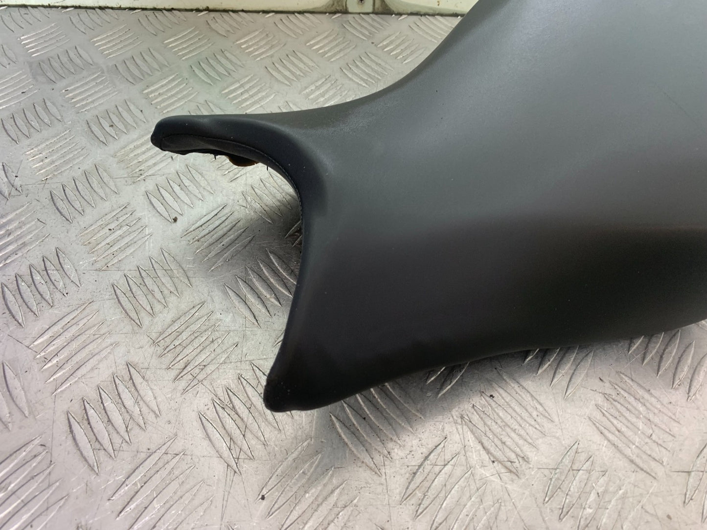 BMW S1000 RR FRONT SEAT  YEAR 2015-2018 (CMB1246)