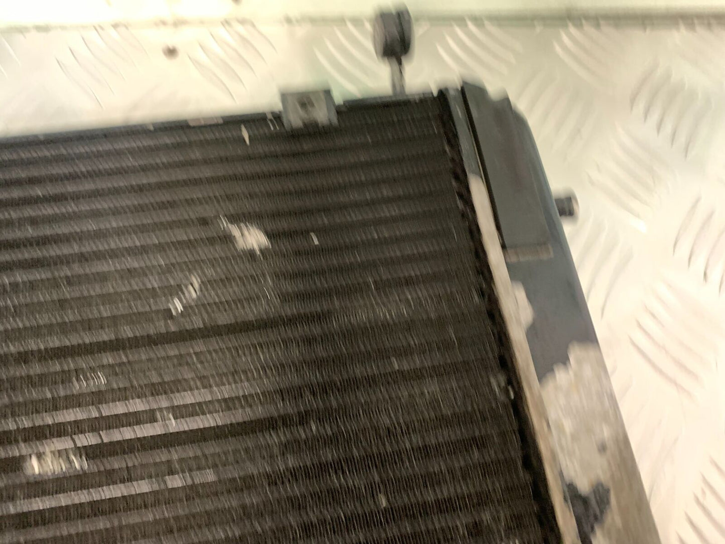 YAMAHA FJR1300 FJR 1300 RADIATOR  YEAR 2001-05 (STOCK 946)