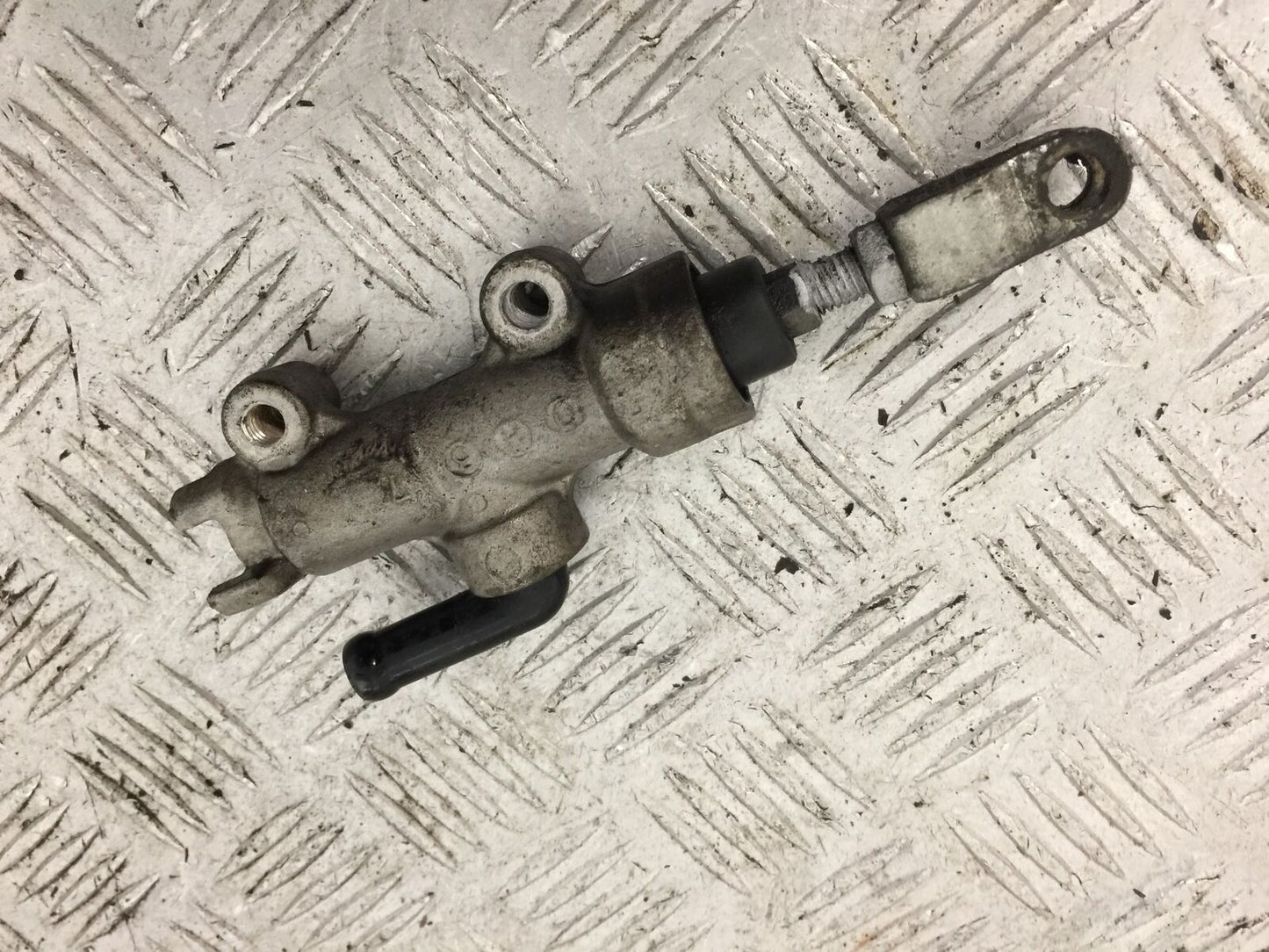KAWASAKI ZZR1400 ZZR 1400 REAR BRAKE MASTER CYLINDER  YEAR 2011 (STOCK 802)