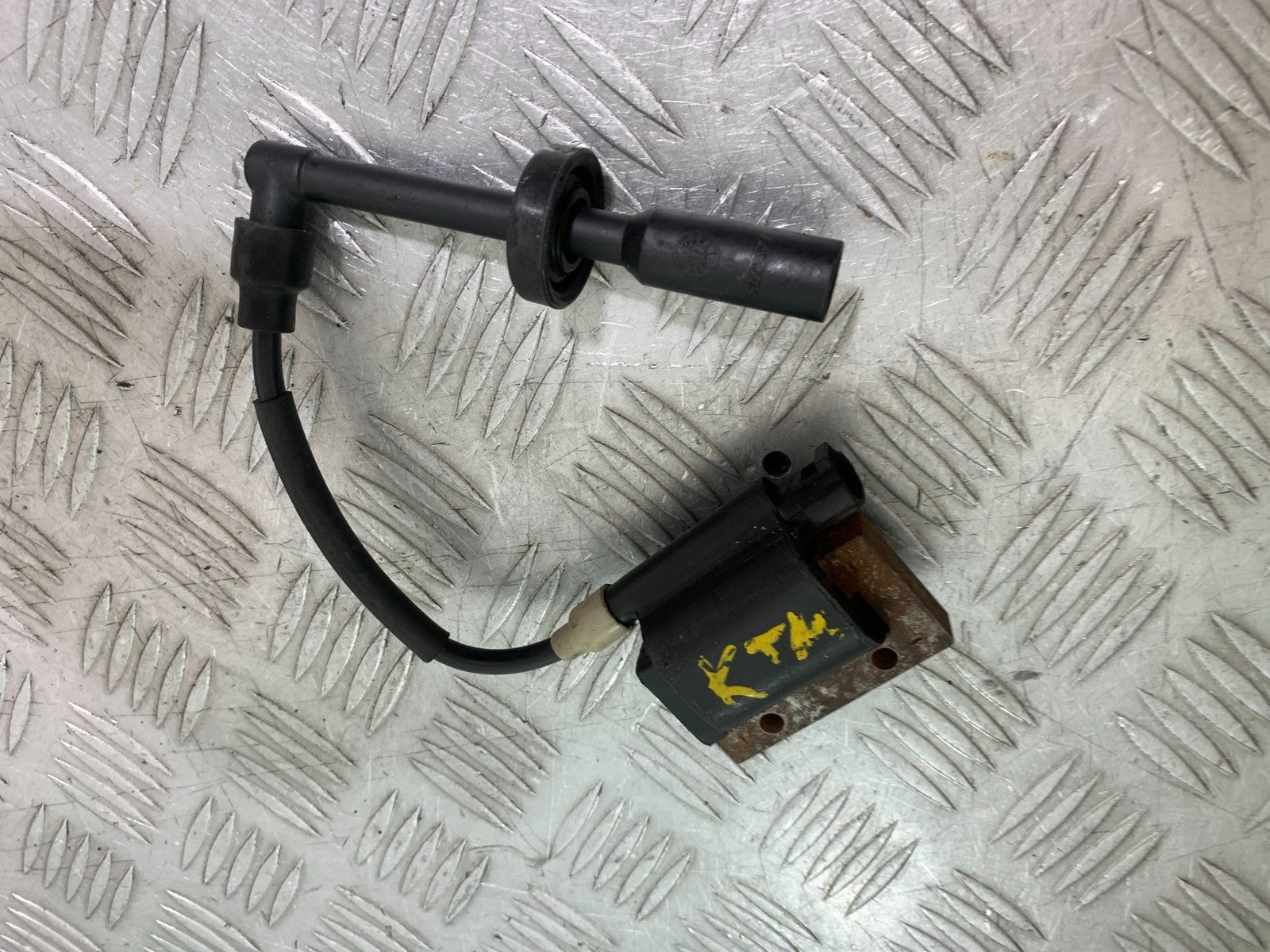 KTM DUKE 390 COIL AND CAP  YEAR 2017- 2023 (CMB1314)