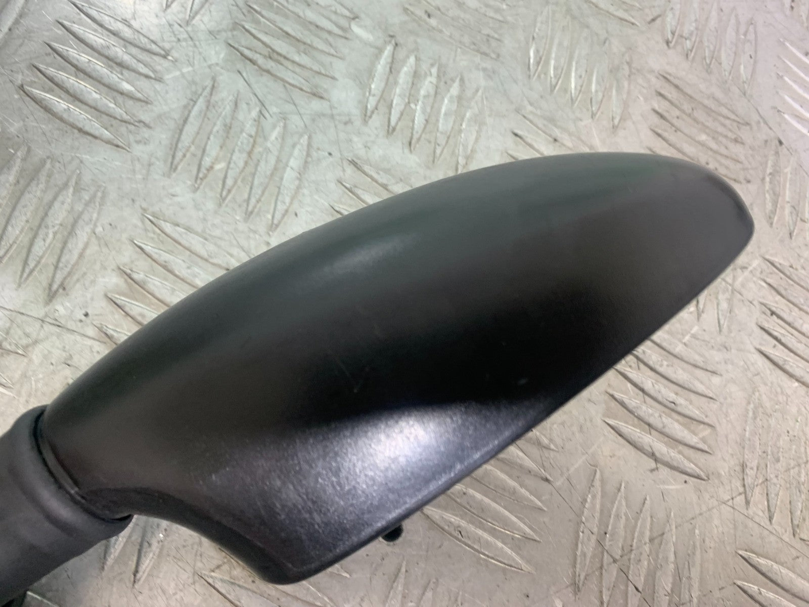 KAWASAKI ZX9R ZX9 E1 RIGHT MIRROR    YEAR 2000-01 (CMB1171)