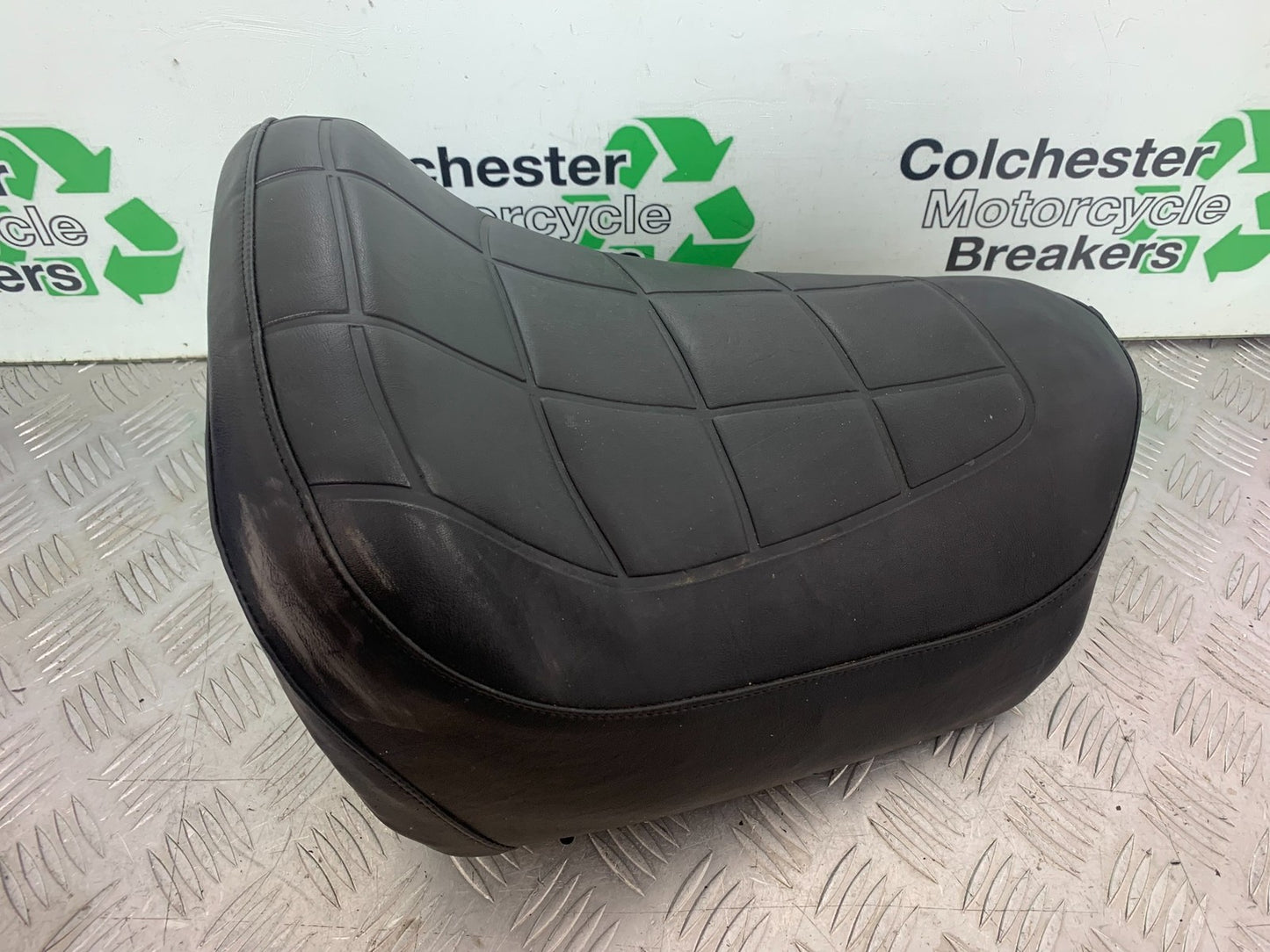 HONDA GL500 GL 500 SILVERWING FRONT SEAT  YEAR 1981-82  (CMB1168)