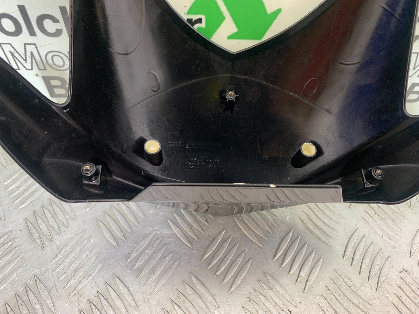 TRIUMPH SPEED TRIPLE R 1050 TOP FAIRING HEADLIGHT COWL    2009 (CMB1183)