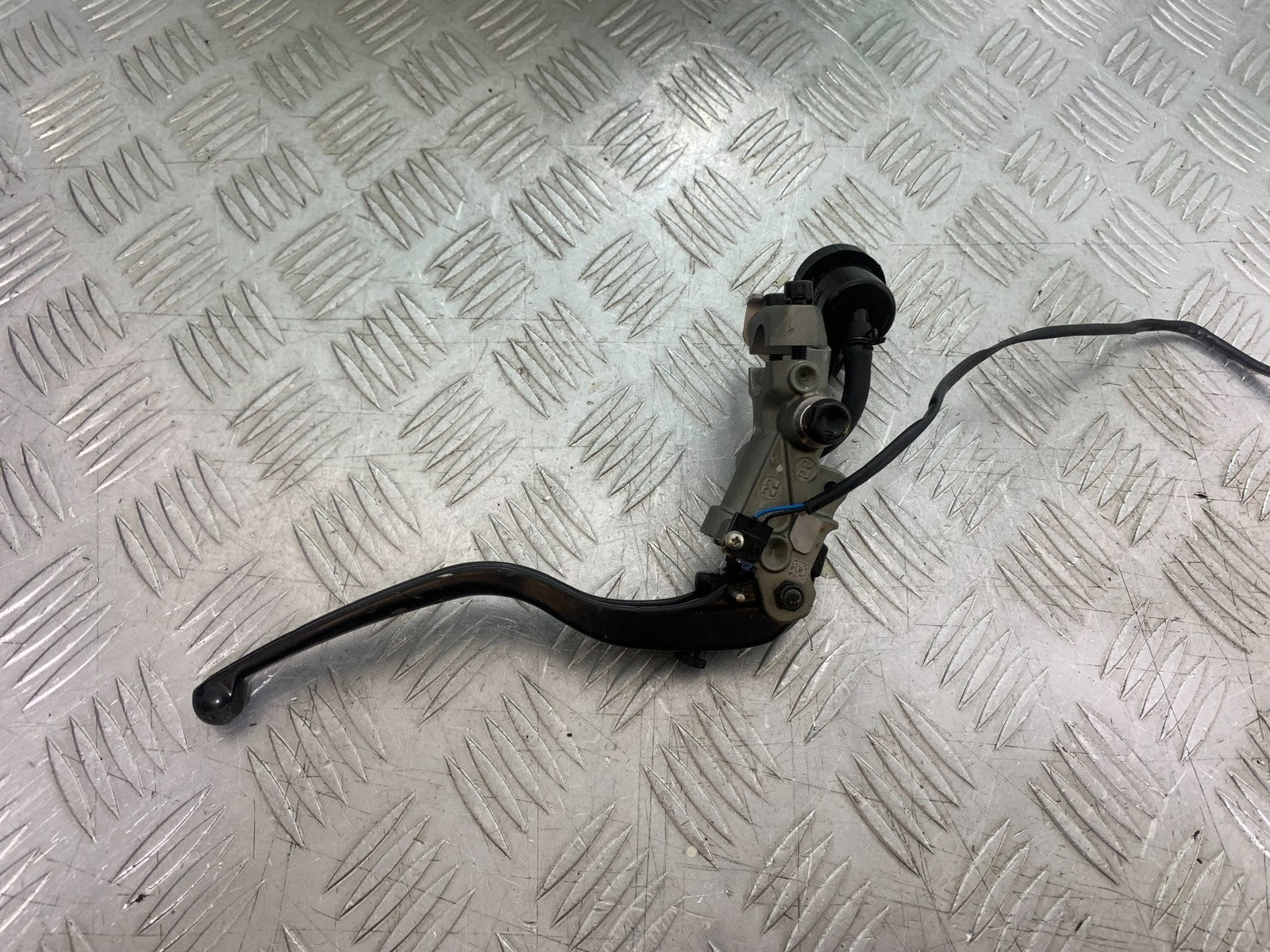 DUCATI 937 MONSTER CLUTCH MASTER CYLINDER  YEAR 2021-2024 (CMB1270)