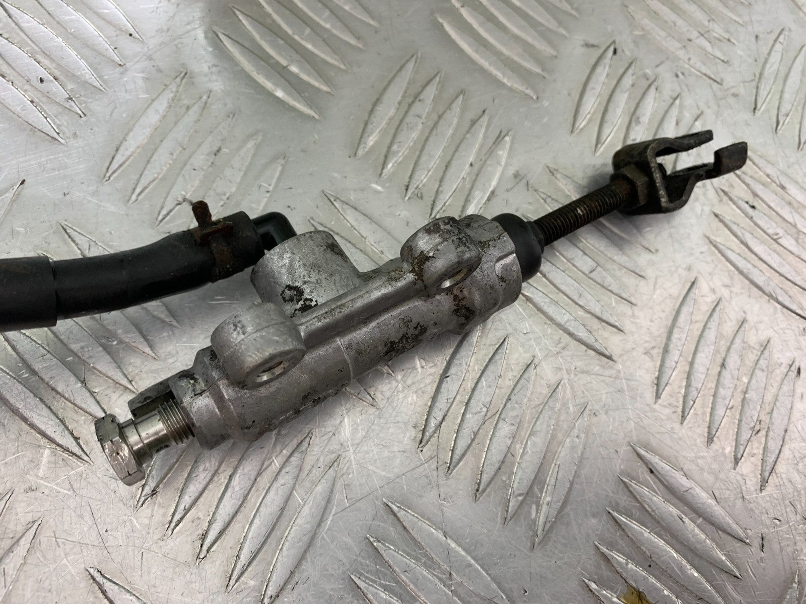 HONDA XL125 VARADERO REAR BRAKE MASTER CYLINDER    YEAR 2001-2006  (CMB1304)