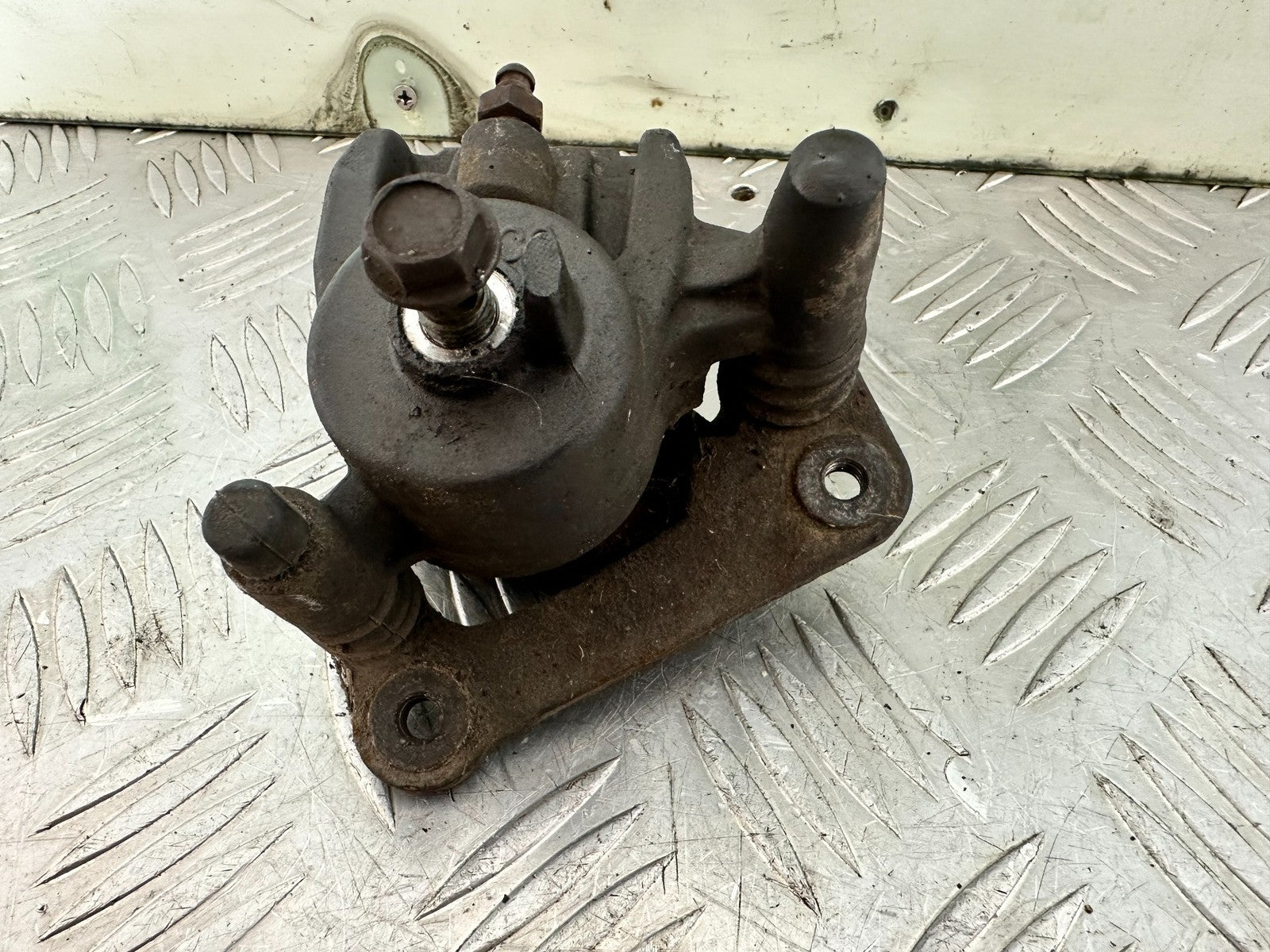 KAWASAKI ER6 F ER6F REAR BRAKE CALIPER YEAR 2005-2008 (CMB1178)