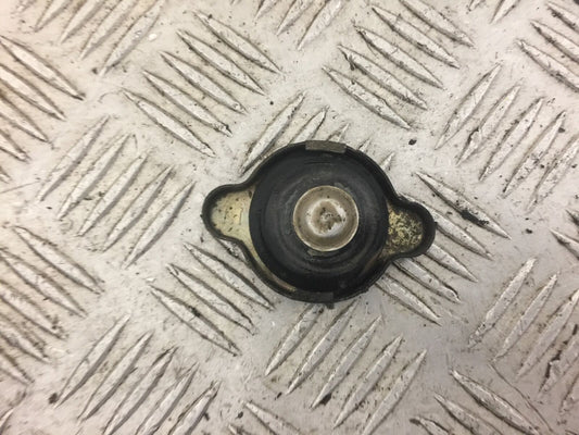 HONDA CBR600 CBR 600 F4I RADIATOR CAP YEAR 2001 (STOCK 537)