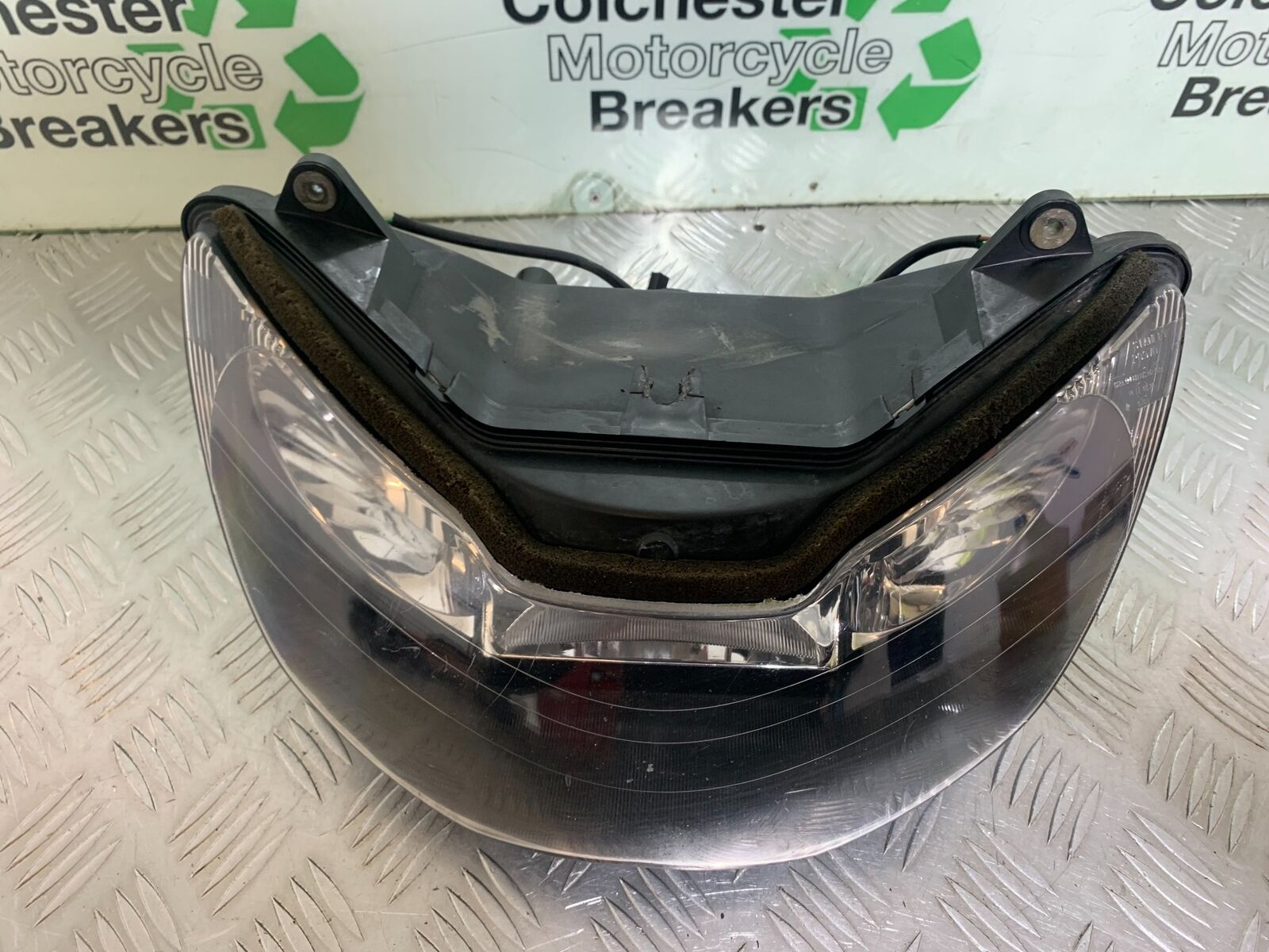 HONDA CBR 929 RRY FIREBLADE HEADLIGHT  YEAR 2000-01 (CMB1094)