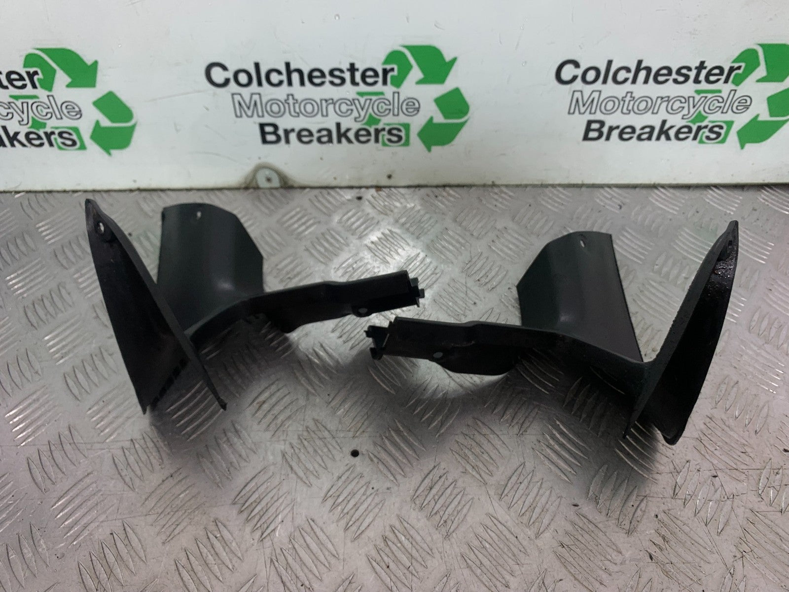 HONDA CBR1100 BLACKBIRD TOP FAIRING INFILLS YEAR 1999-2005 (CMB1232)