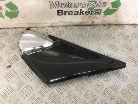 SUZUKI GSF1200 BANDIT MK2 LEFT SEAT PANEL YEAR 2001-05 (STOCK 859)