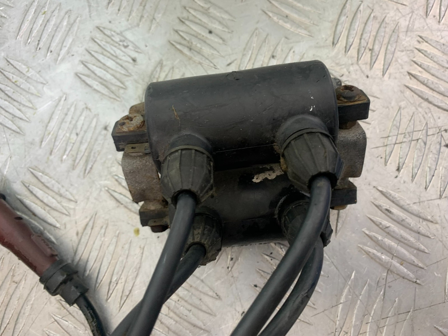 HONDA VF500 VF 500 COILS AND CAPS    YEAR 1985-1987