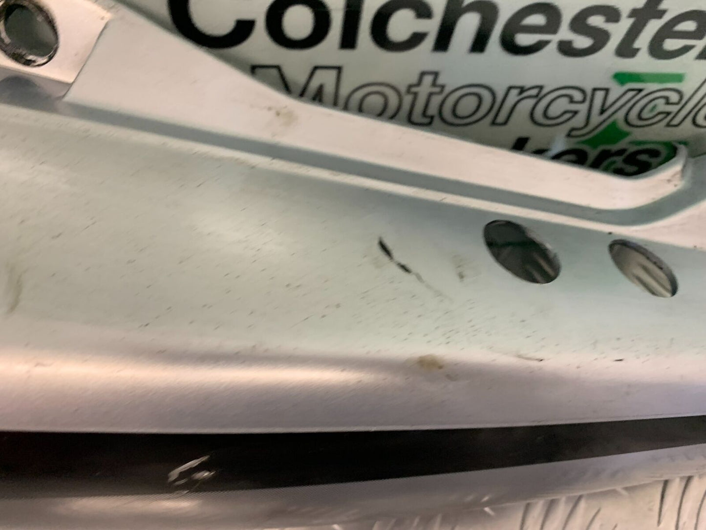 YAMAHA FZS600 FAZER 600 LEFT TAIL PIECE   YEAR 2002-03  (STOCK 950)