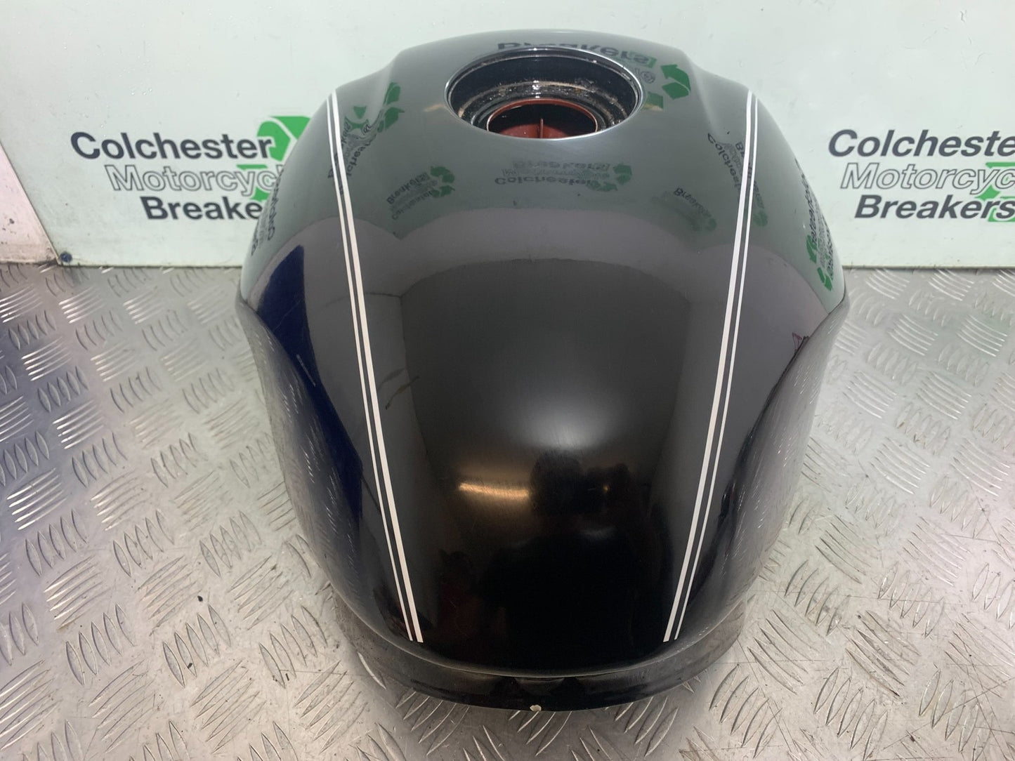 BMW R850 R R850R PETROL TANK  YEAR 1994-2002 (CMB1170)