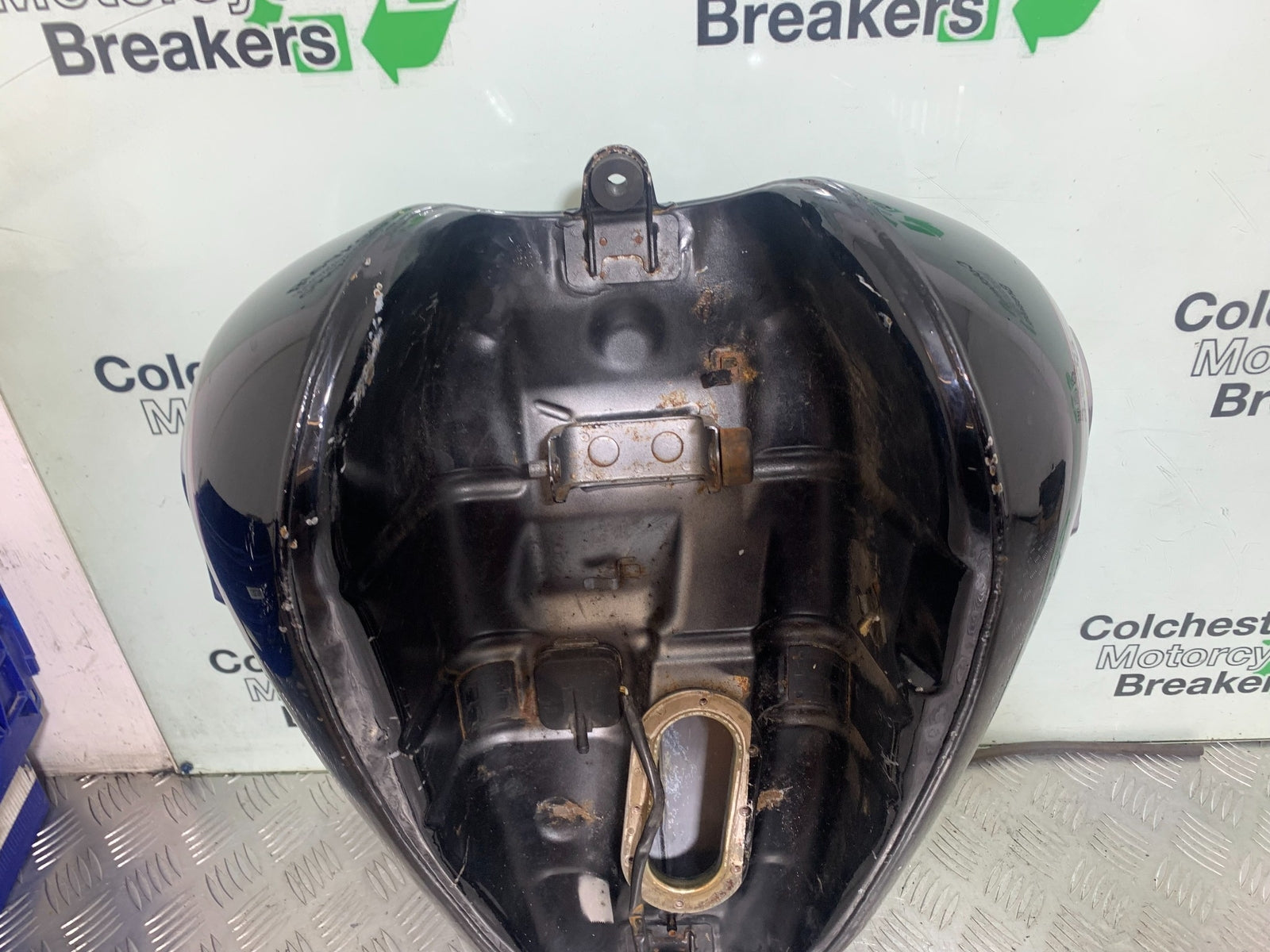 KAWASAKI VN1500 CLASSIC PETROL TANK  YEAR 1999 -2006 (CMB1166)