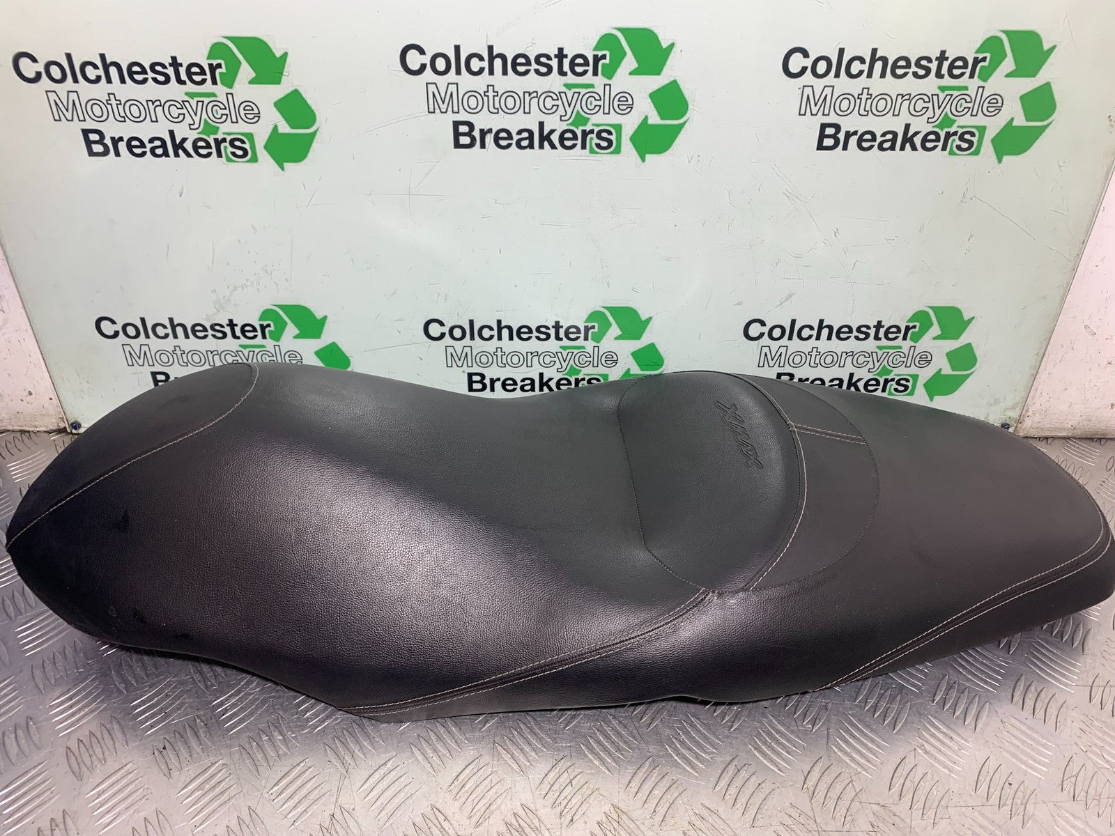 YAMAHA XMAX 300 SEAT  YEAR 2017-2020 (CMB1218)