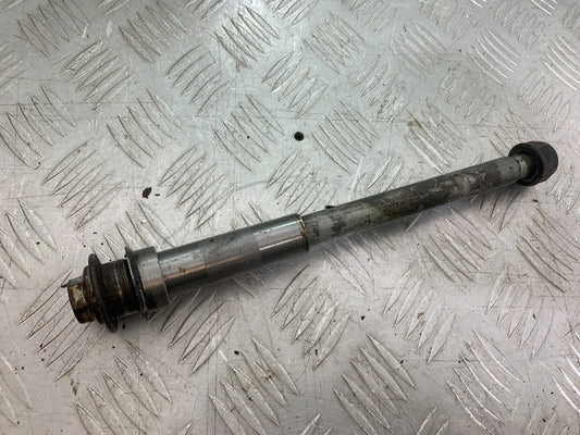 HONDA NT650 V DEAUVILLE REAR WHEEL SPINDLE  YEAR 1999 (CMB1268)
