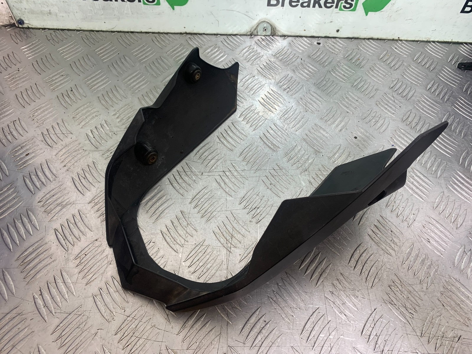 YAMAHA XJ6 XJ6-S BELLY PAN   YEAR 2009-2015  (CMB1212)